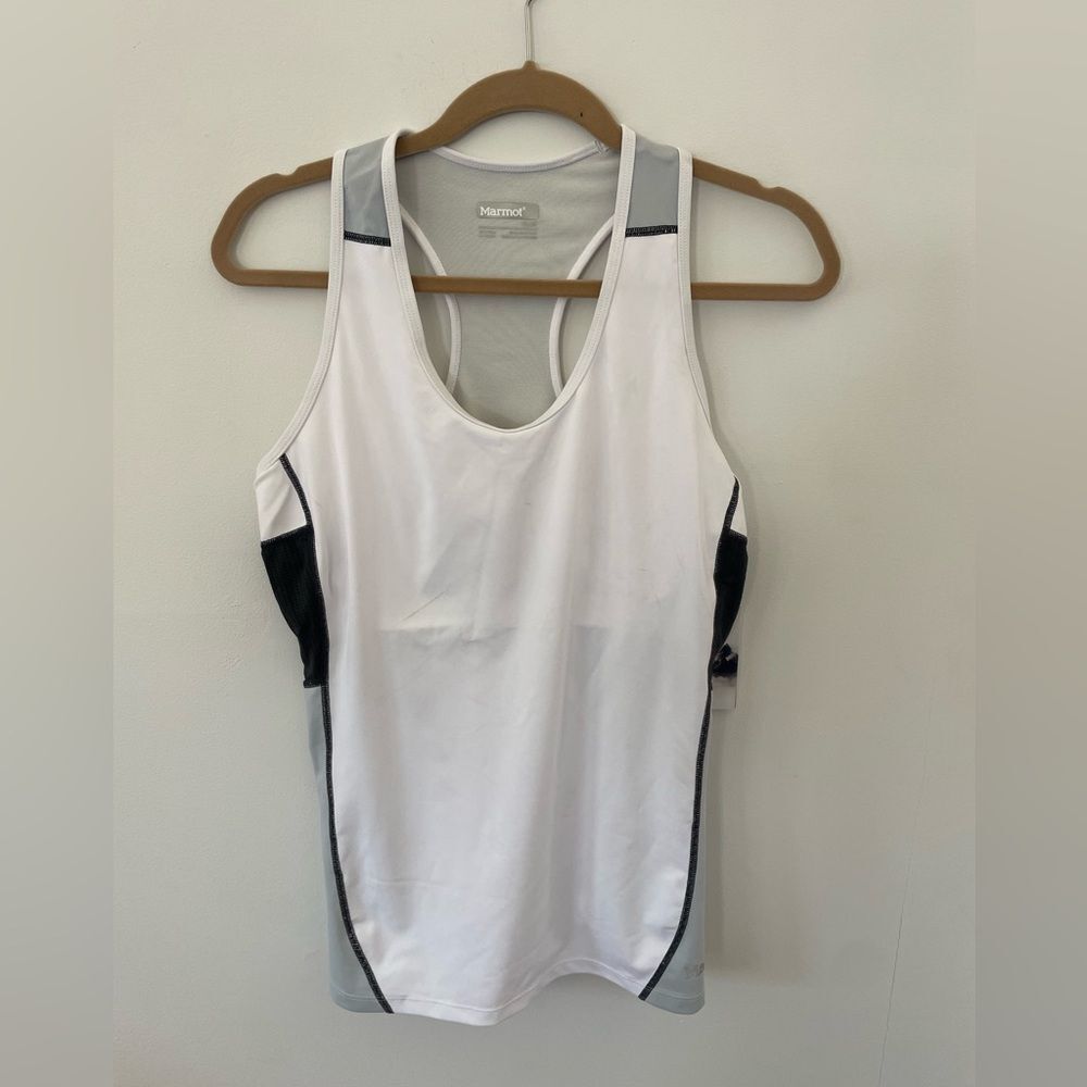 Marmot tank NWT size medium
